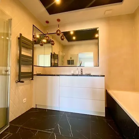 Avis Wybickiego 3 Apartament