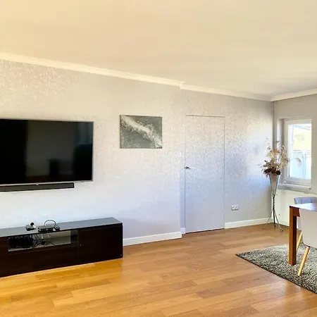 Avis Wybickiego 3 Apartament *